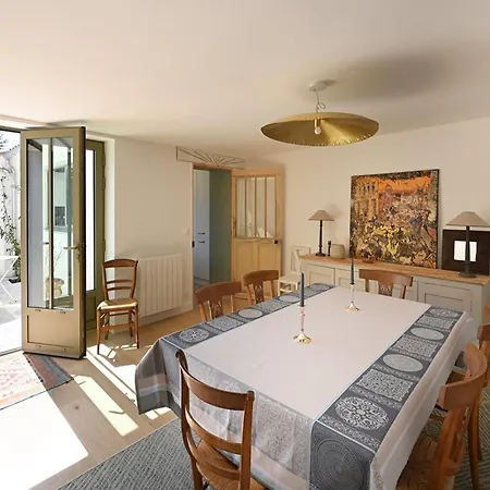 Holiday home Maison De Charme Renovee Avec Jardin Clos, Ideale Pour Familles, - Fr-1-434-112 *